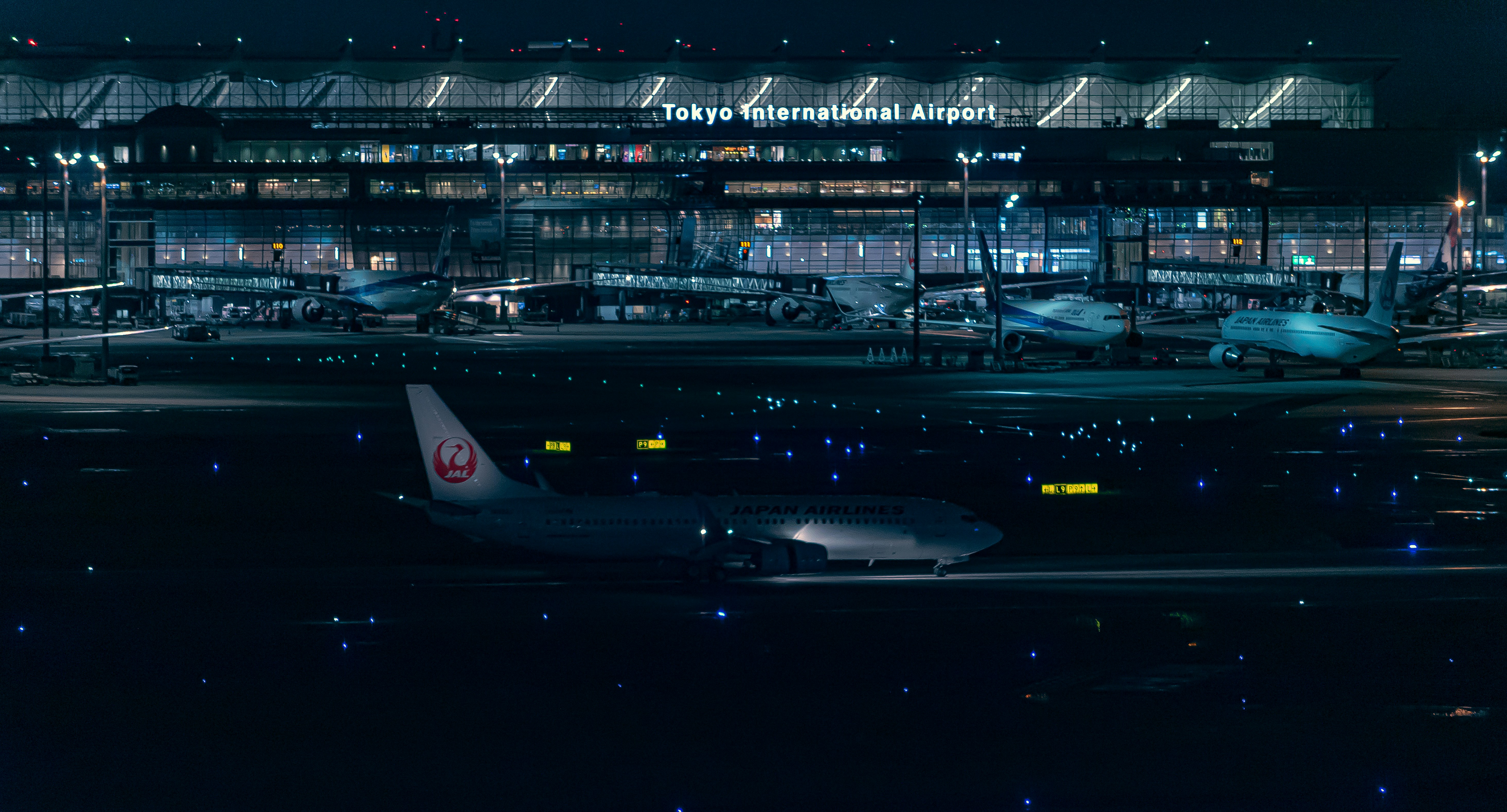 Tokyo Haneda Airport at night